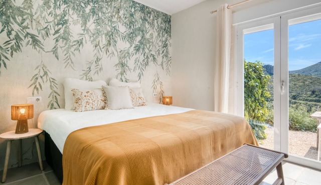 Room 'Hojas' with Mountain View, Wi-Fi, and Air Conditioning