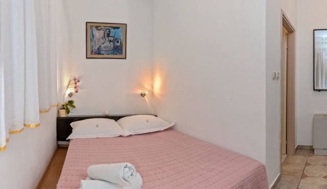 Room in Bol with Terrace, Air condition, WIFI (3758-4)