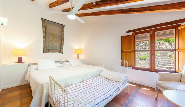 Room 'Molino Del Machero' with Mountain View, Shared Pool and Wi-Fi