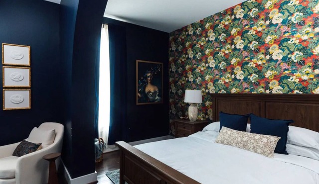 Room Near Birmingham Museum of Art, Free Parking and Pets Allowed!
