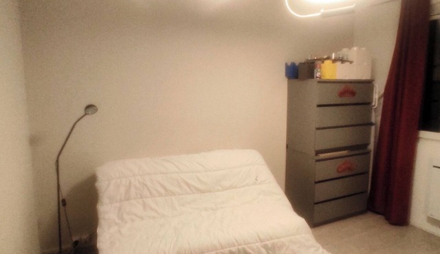 Room on the ski route, close to the town center, in a quiet location