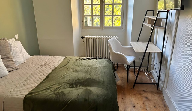 Room "Room 4" with Shared Terrace, Communal Garden and Wi-Fi