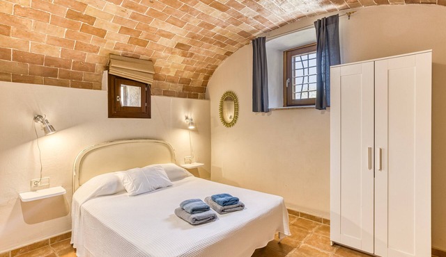 Room 'Salvia' with Shared Pool, Shared Terrace and Wi-Fi