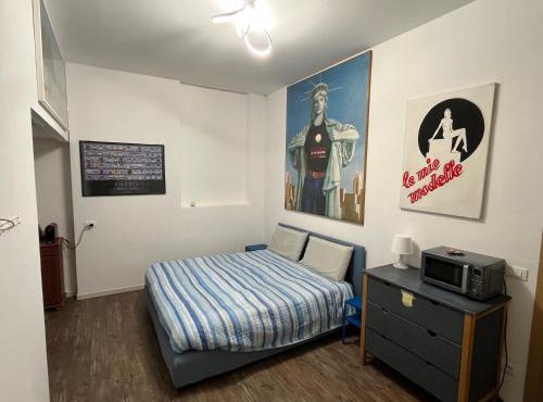 Room Saronno + B&B