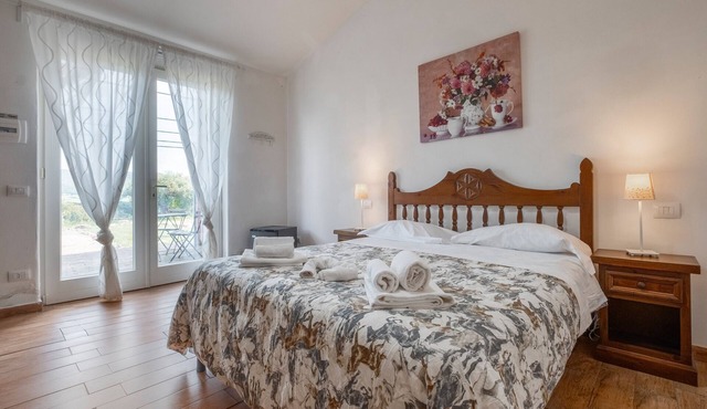 Room 'Timo' with Shared Pool, Wi-Fi and Air Conditioning in Manciano