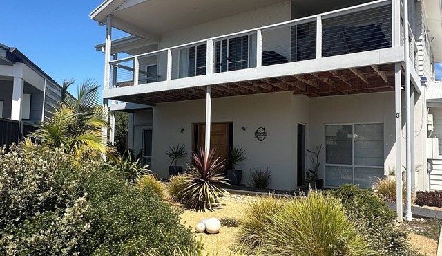 Room to relax in a perfect location with an easy walk to the beach and shops.