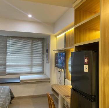 Room Transit Collins Boulevard