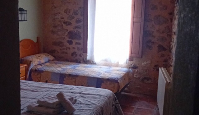 Room 'Triple 6' with Shared Terrace and Wi-Fi
