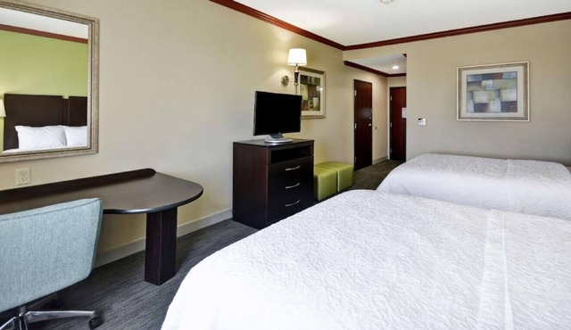 Room w/ Refined Elegance! Best for Groups!