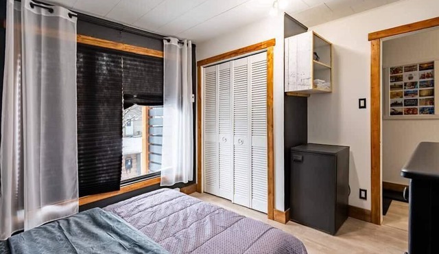 Room with private parking