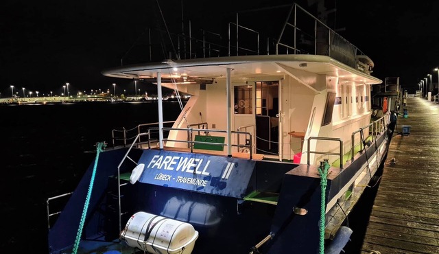 Room with sea view Whilpool ca.40 Sun deck, bathing platform