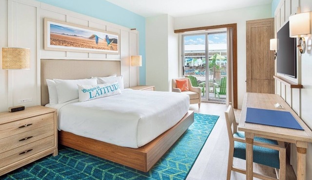 Room with Vibrant Décor, Private Patio - w/Live Entertainment