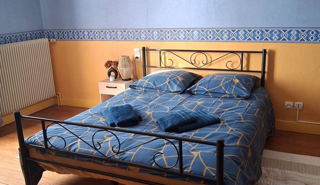 Rooms at 35 km Circuit des 24 hours of Le Mans and 25km Les Alpes Mancelles