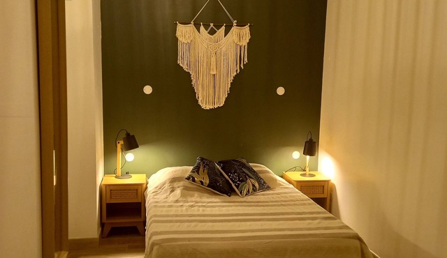 Rooms for 2 or 3 people with bathroom and air conditioning