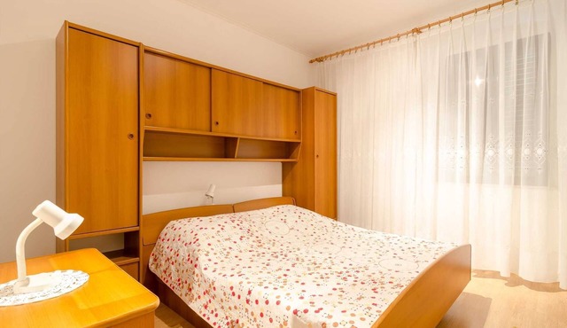 Rooms Mozara 2 Double room with private external bathroom