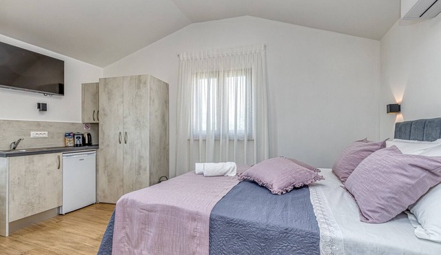 Rooms Nilda /Luxury Double Bedroom No.2
