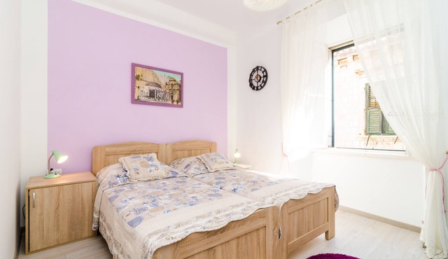 Rooms Tezoro- Triple Room with City View (S3) - C9