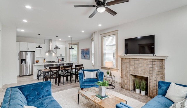ROOMY, COMFY, and CONVENIENT Historical Home