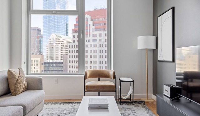 Roomy Downtown/Financial District 1BR w/W/D & Gym, by Blueground