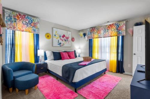 Roomy Getaway! Elevate Your Stay 6 Mins to RIC!