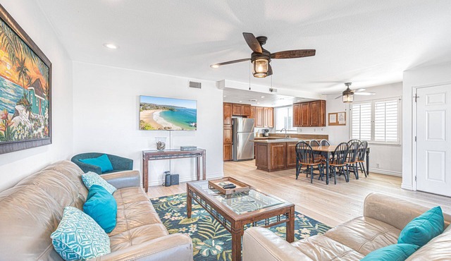 Roomy Interior w/Ocean View, Cool, Beachy Details, Walk to it All!