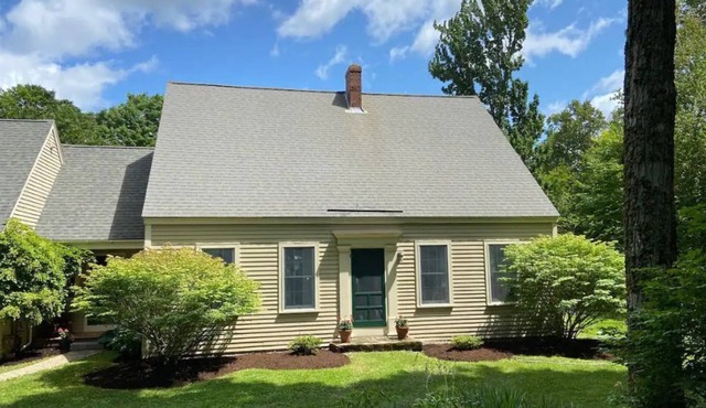 ** ROOMY MAINE CAPE WITH SCENIC VIEWS**