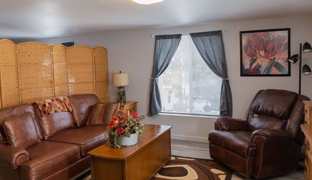 Roomy Private Cozy Loft