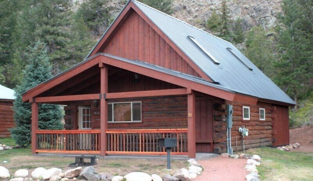 Roomy Taylor Canyon Cabin With Private Fishing Access