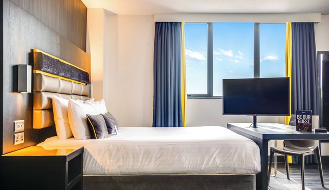 Roomzzz Chester City