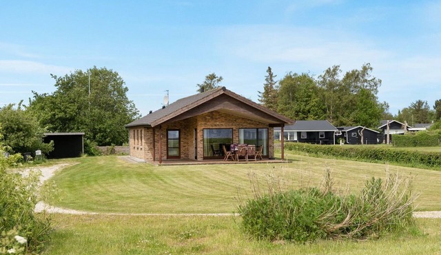 "Roope" - 50m from the sea by Interhome