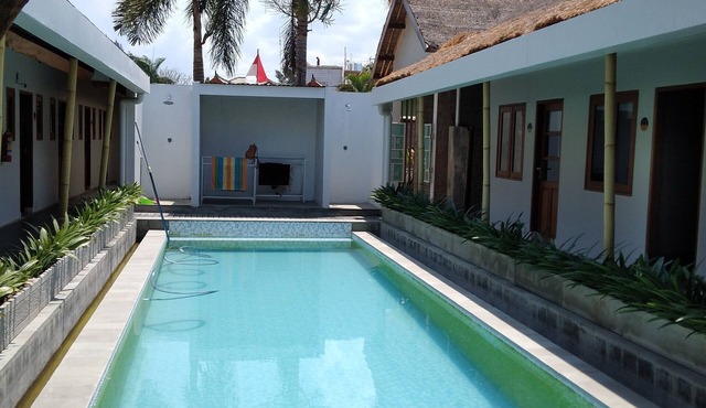 Roots Hotel Trawangan