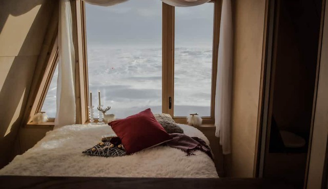 Rosa - Modern Viking Cabin, luxurious, secluded, off-grid