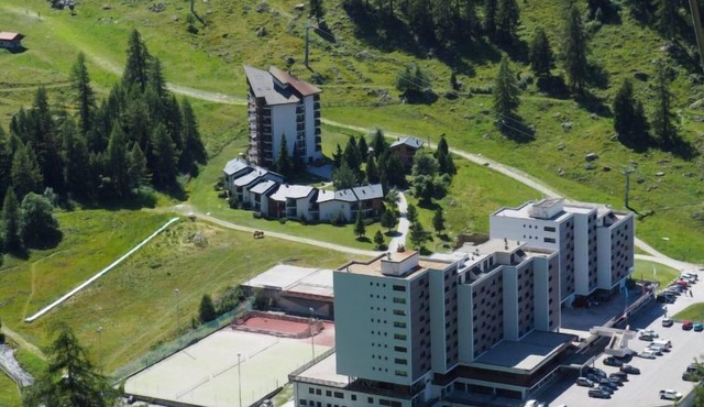 Rosablanche D32 by Interhome