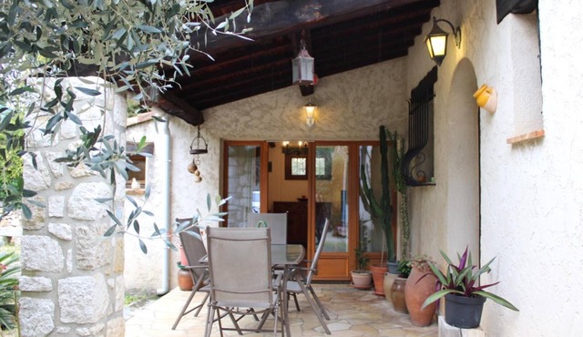 Rosalie - BIOT - Gîte