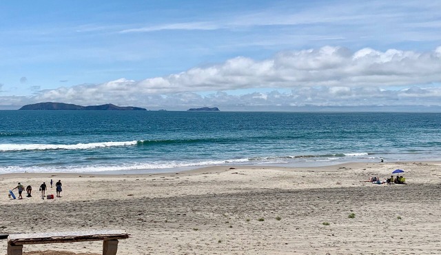 Rosarito Beach House Sleeps 14 & Steps to Sandy Beach Mins to Downtown