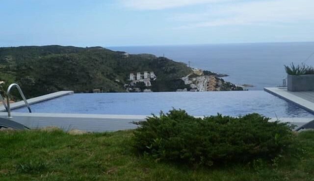 Rosas canyelles: Fully equipped villa, air-conditioned, infinity pool, sea view
