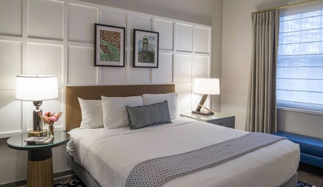 Rose City Panorama: Downtown Sophistication & Style | 3 Units w/Gym Access