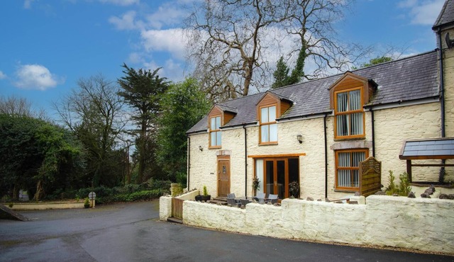 Rose Coach House - 3 Bedroom Cottage - Pendine