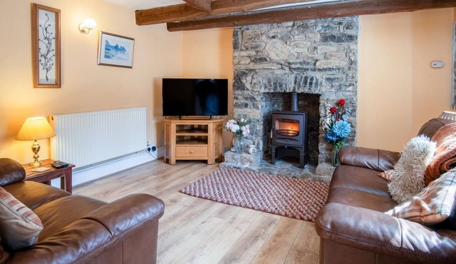 Rose Cottage - 3 Bedroom Cottage - Parkmill