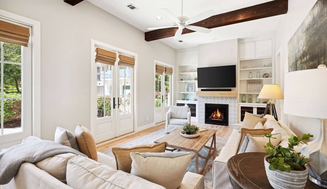 Rose Cottage — Cozy Rosemary Beach Getaway with Bikes, Steps from the Sand