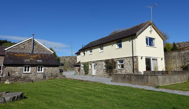 ROSE COTTAGE - ground floor cottage with stunning lakeside views