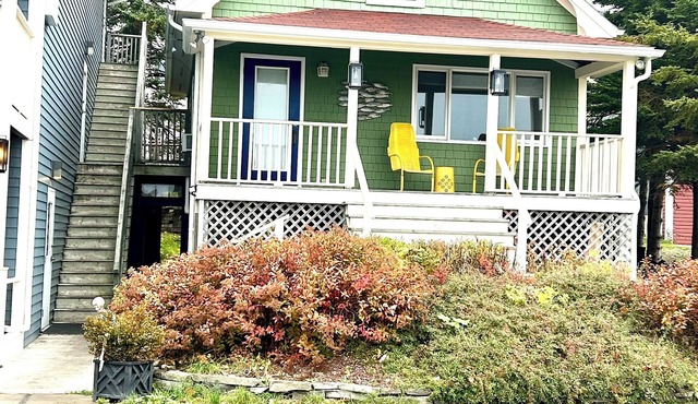 Rose Cottage located in Baddeck on the Bras d’Or Lakes
