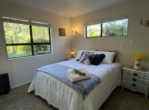 Rose Cottage - private suite - bedroom, lounge, bathroom and kitchenette