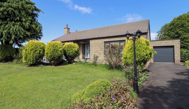 ROSE COTTAGE, with open fire in Embleton