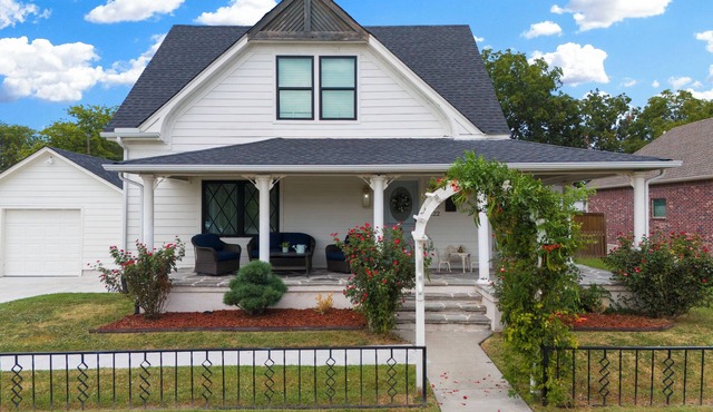 Rose District- Historical home away from home