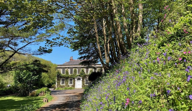 Rose In Vale Country House Hotel