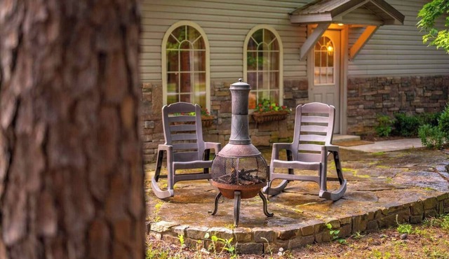 Rose Lane/Sleeps 4/Hot Tub/Peaceful