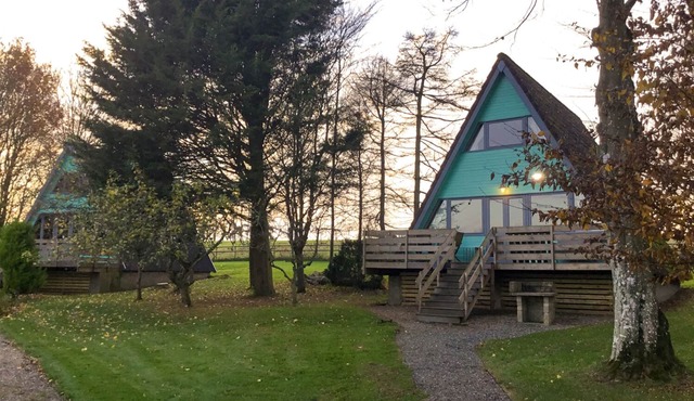 ROSE LODGE, pet friendly, with a garden in Milton On Stour