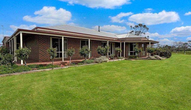 Rose's on Flower Hill