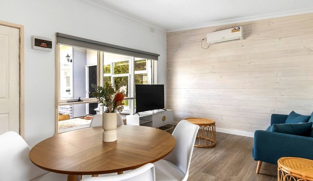 Rosebud Beachfront Haven Coastal Bliss Two